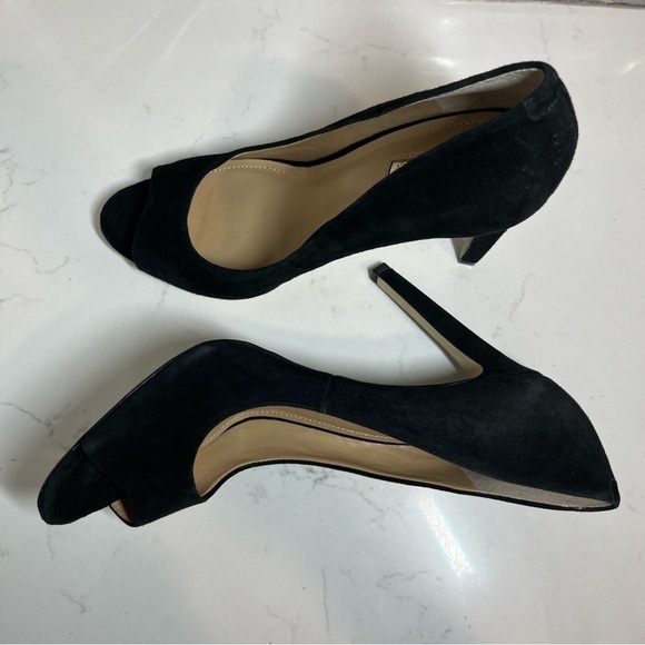 BCBG Black Suede Open Toe Heels 10 - Picture 5 of 12